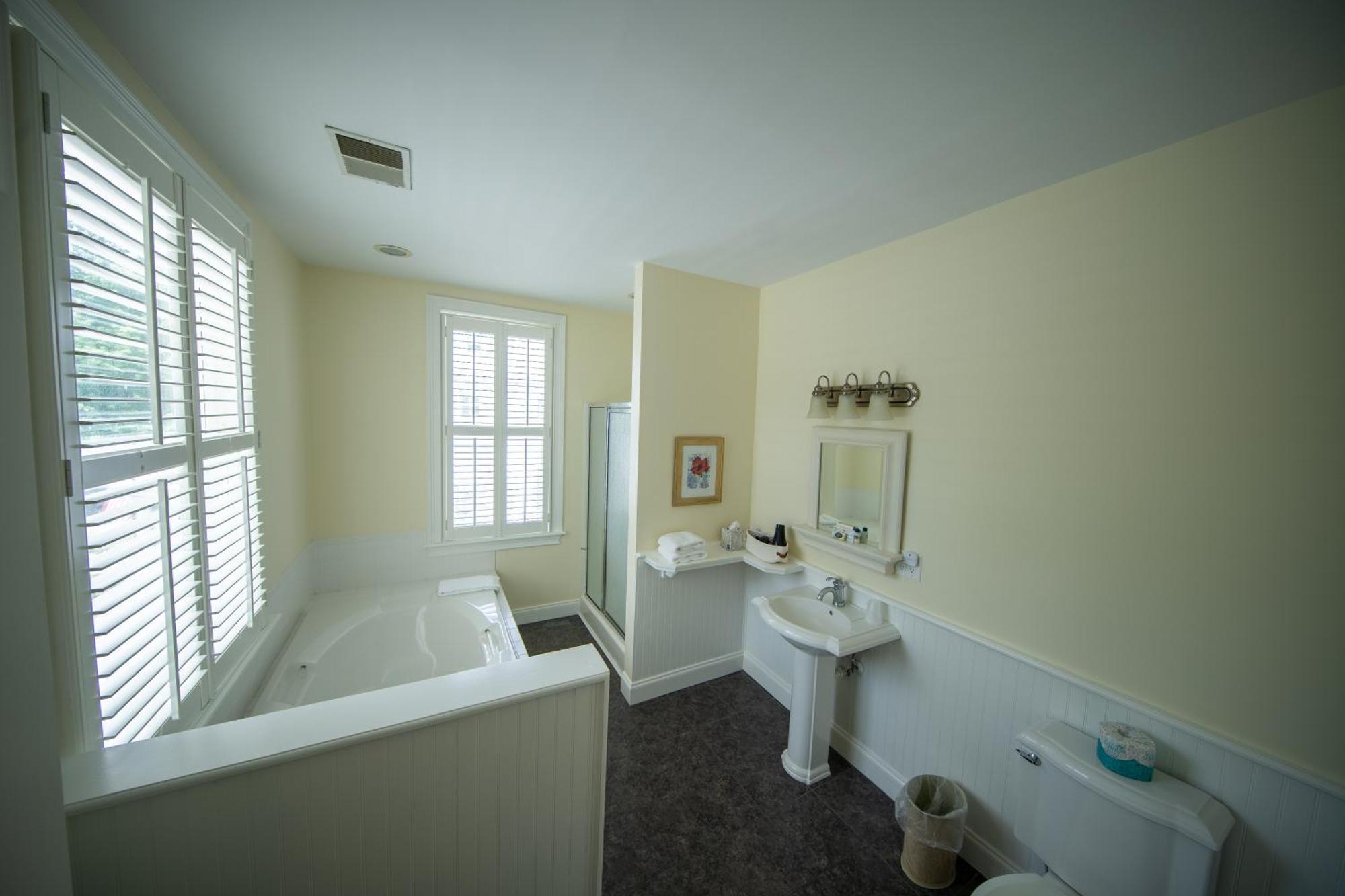 The Edenton Collection-The Granville Queen Inn חדר תמונה