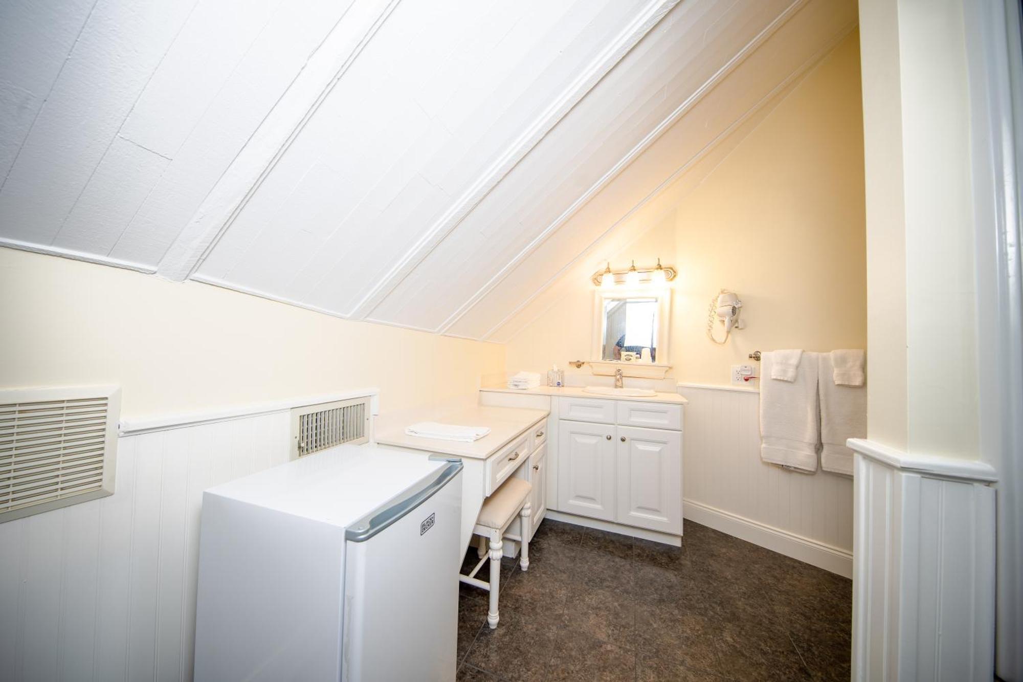 The Edenton Collection-The Granville Queen Inn חדר תמונה