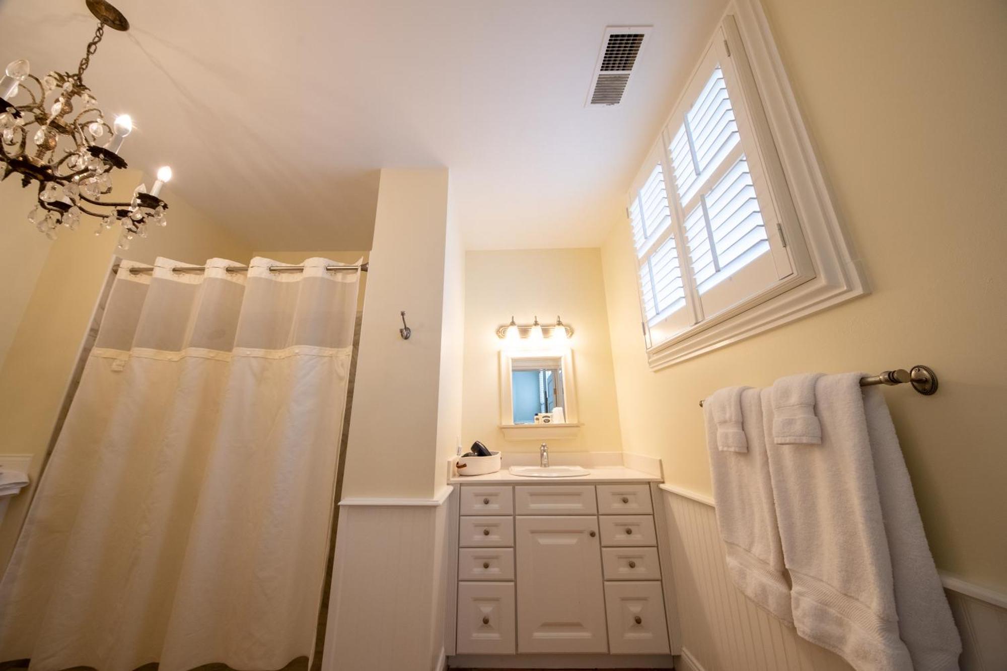 The Edenton Collection-The Granville Queen Inn חדר תמונה